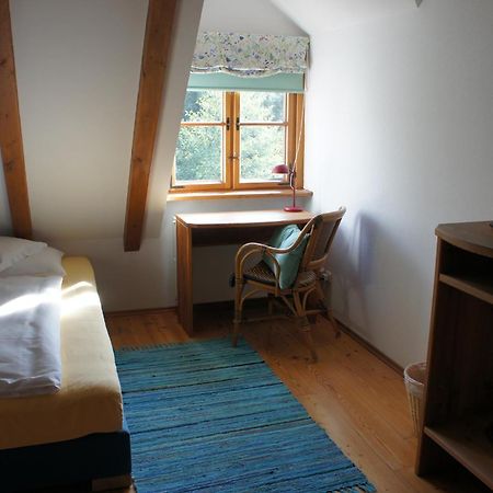 Hotel Schwarzer Adler Erlangen Pokój zdjęcie