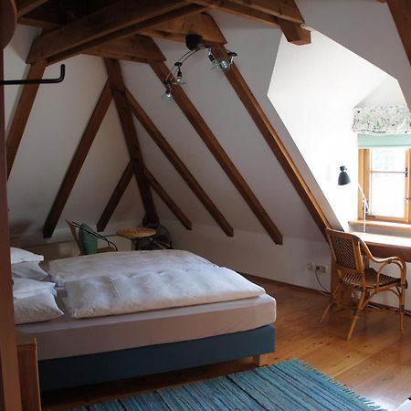 Hotel Schwarzer Adler Erlangen Pokój zdjęcie