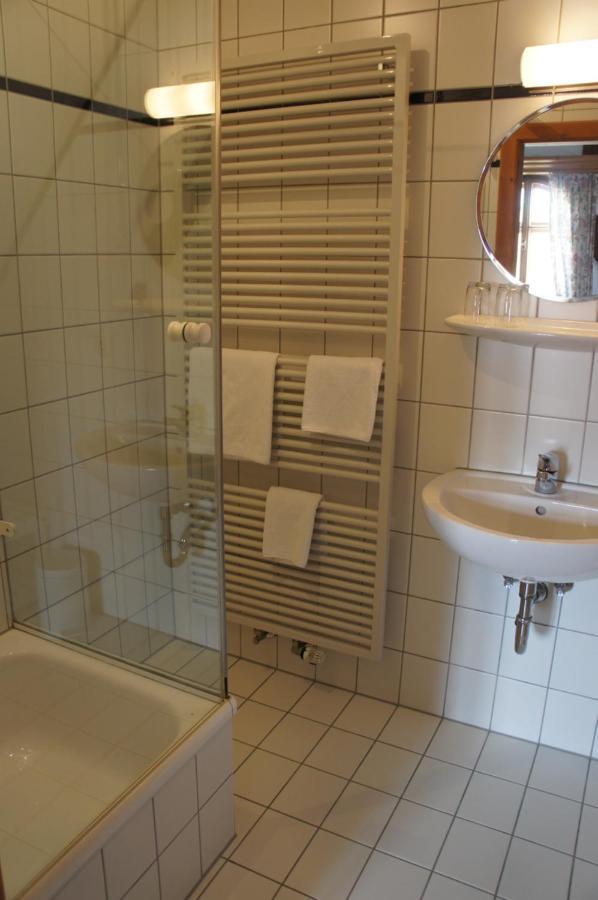 Hotel Schwarzer Adler Erlangen Zewnętrze zdjęcie